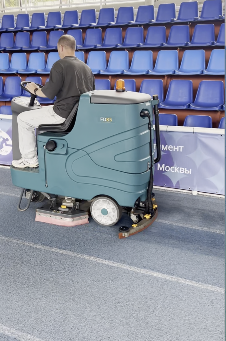 Продажа Wellland FD85 для легкоатлетического спортивного комплекса